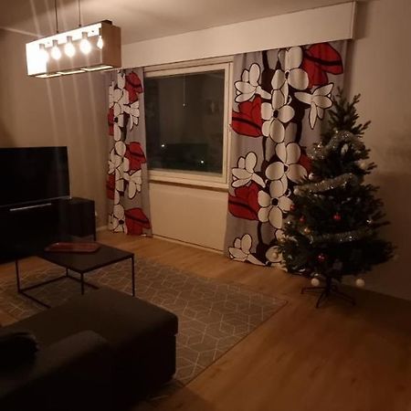 רובניימי Apartment For Four At The City Center מראה חיצוני תמונה