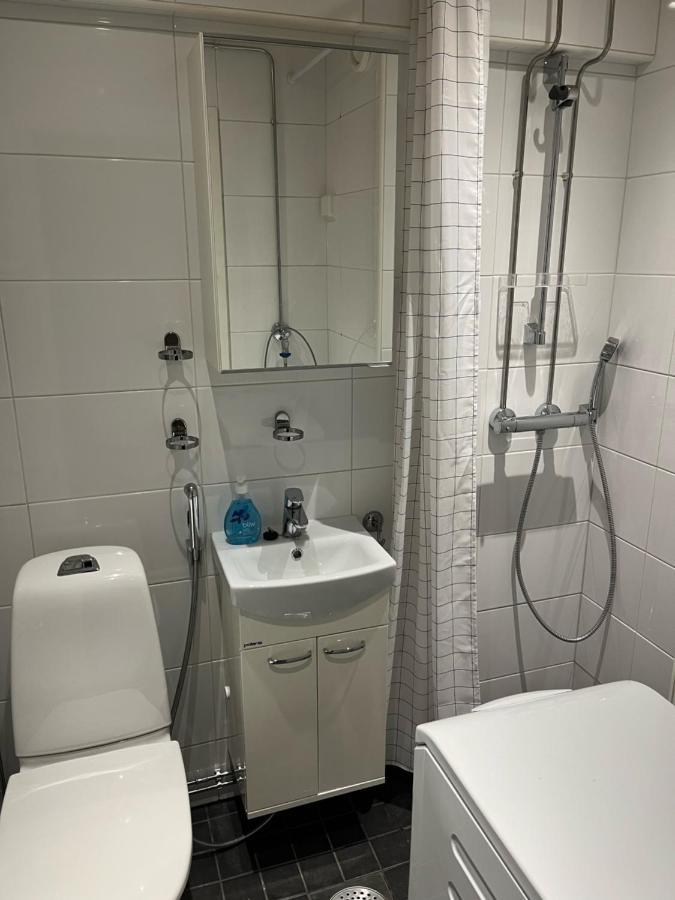 רובניימי Apartment For Four At The City Center מראה חיצוני תמונה