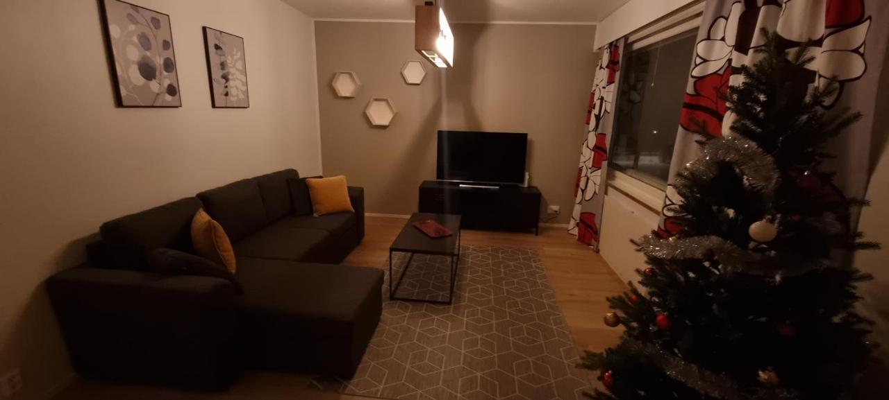 רובניימי Apartment For Four At The City Center מראה חיצוני תמונה